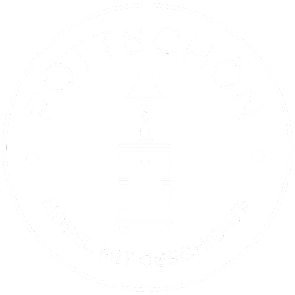 Logo von Pottschön: orangefarbene Möbelgrafik mit dem Slogan „Möbel mit Geschichte“ – Upcycling-Design aus Hemer